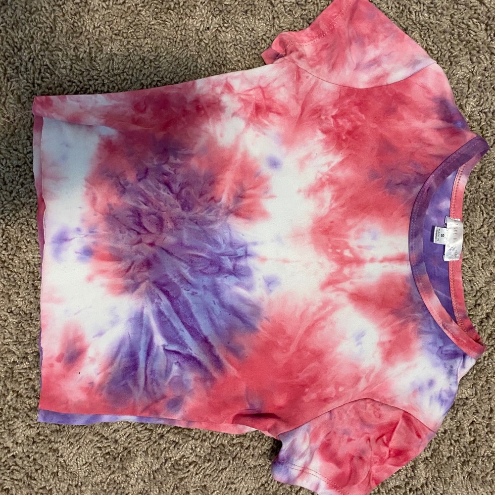 tye dye cropped t-shirt